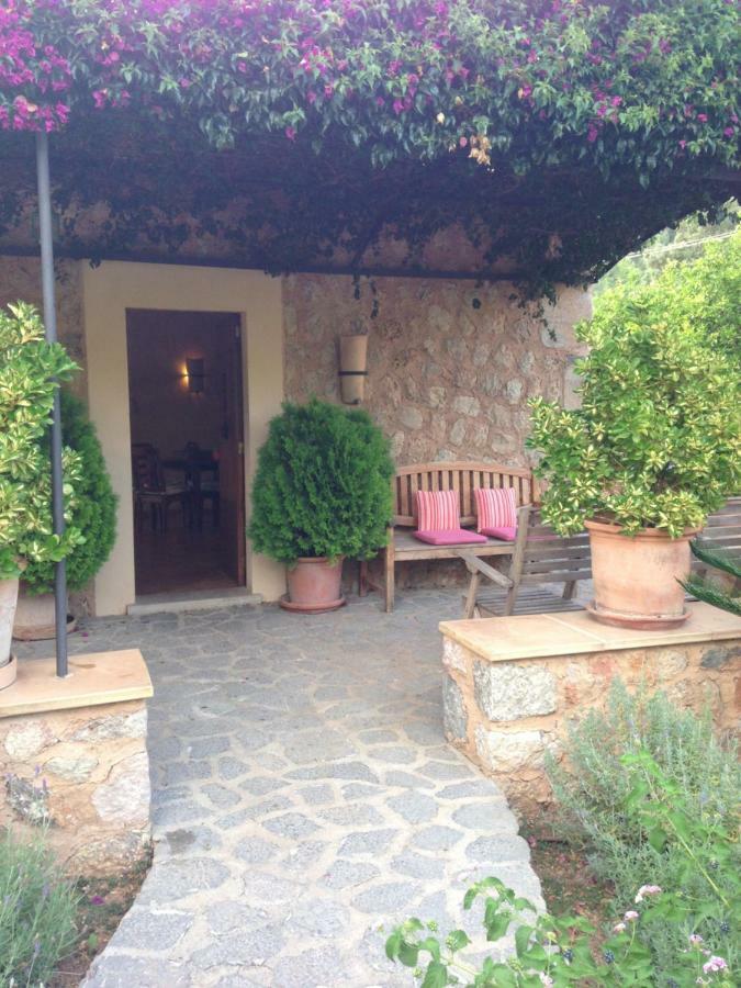 Holiday home Ses Llimoneres
